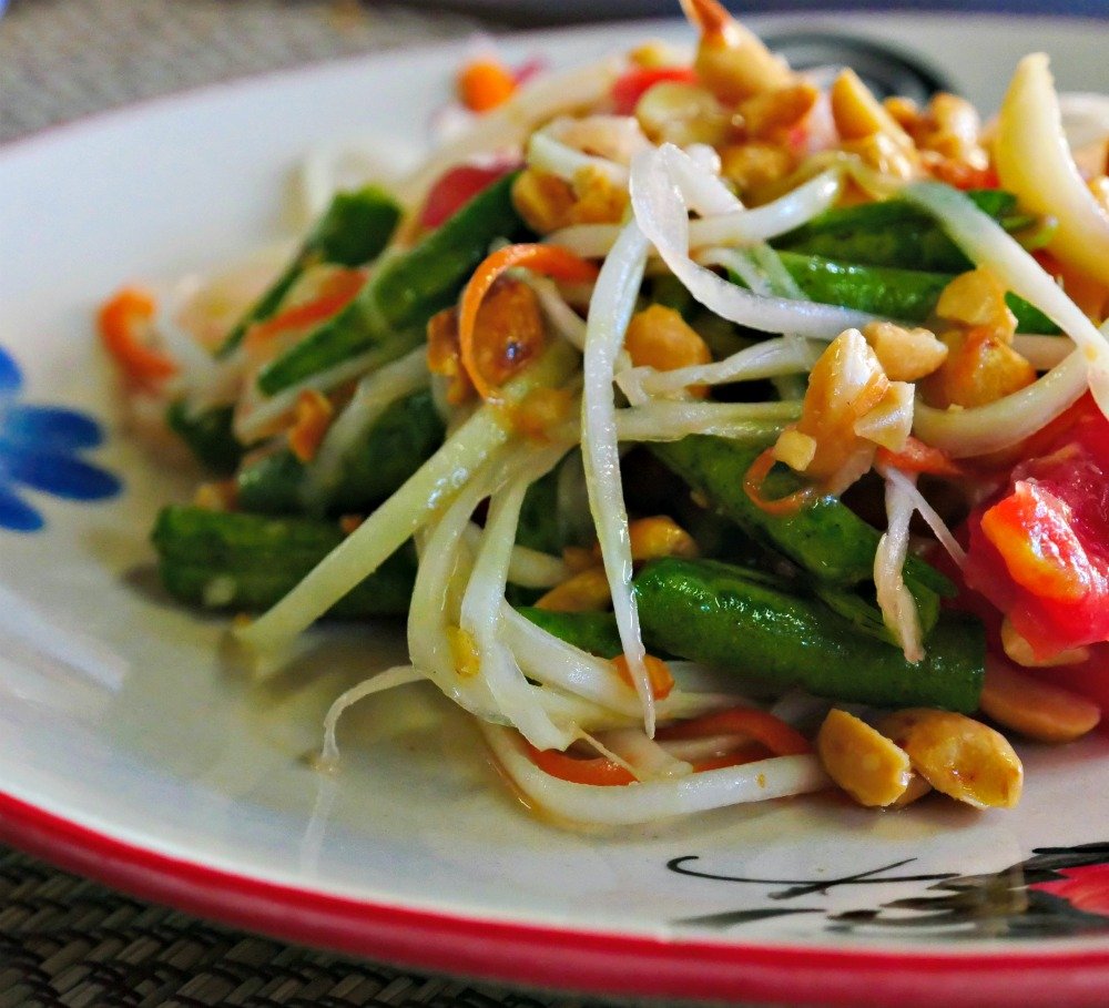 Papaya Salad | Eat Yourself Green